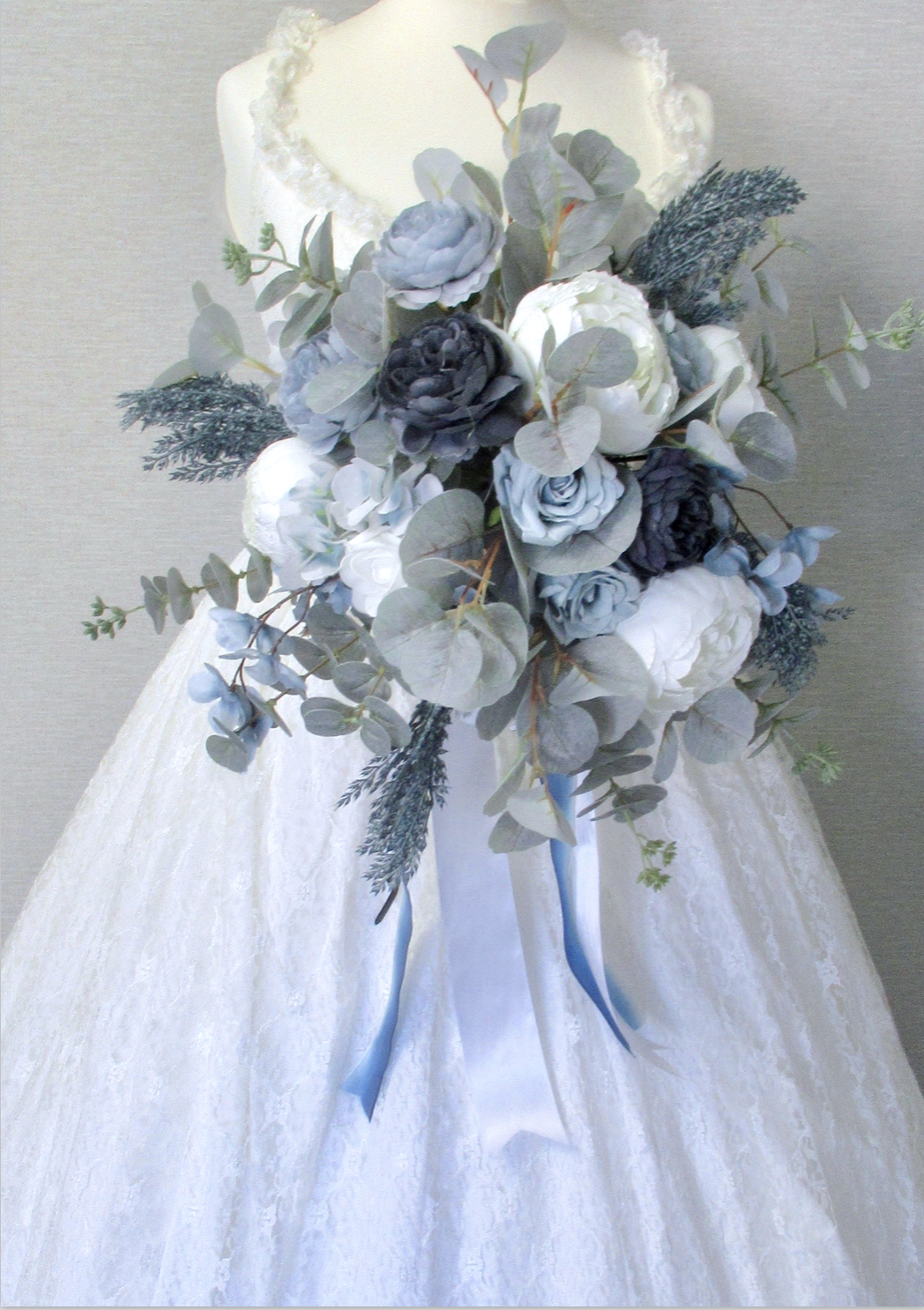 Dusty blue wedding bouquet, smokey blue wedding flowers, dusty blue wedding flowers